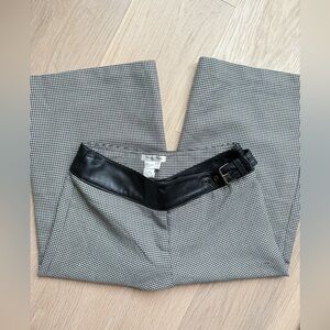 Women's Black and White Checkered Capris